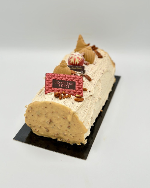 08 pers Bûche Praliné