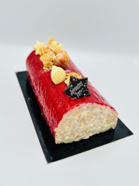 04 Pers Bûche Fruits Rouge Coeur Mirabelle