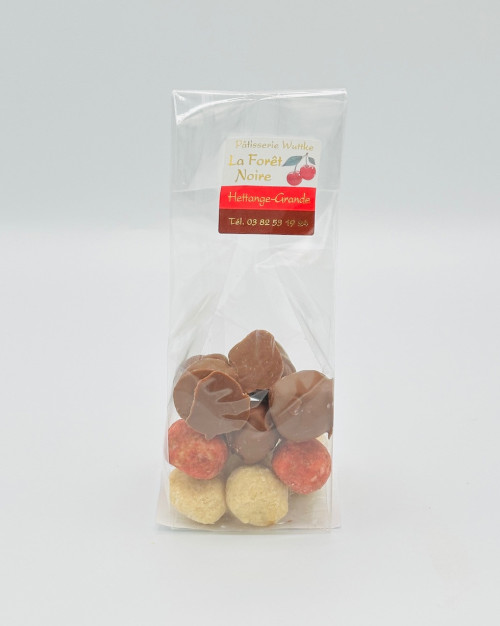 Assortiment de Pâte d'amande Cassis, Exotique, Chocolat